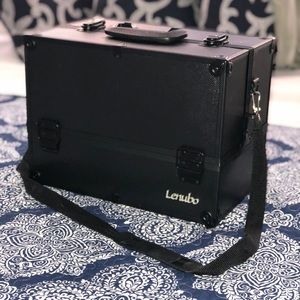 Large Makeup Train Case - Amazing Quality!